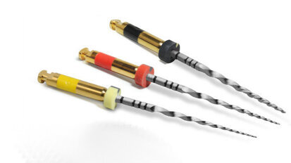 Webinar: Wurzelkanalaufbereitung mit reziprok arbeitenden Feilen Webinar: Wurzelkanalaufbereitung mit reziprok arbeitenden Feilen