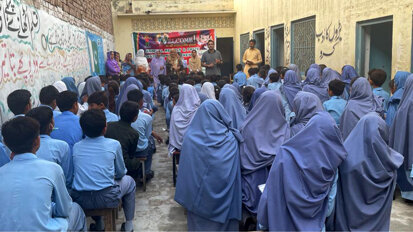 Oral health seminar at Shorkot school