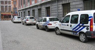 Ontevreden patiënt steekt tandartsassistent neer