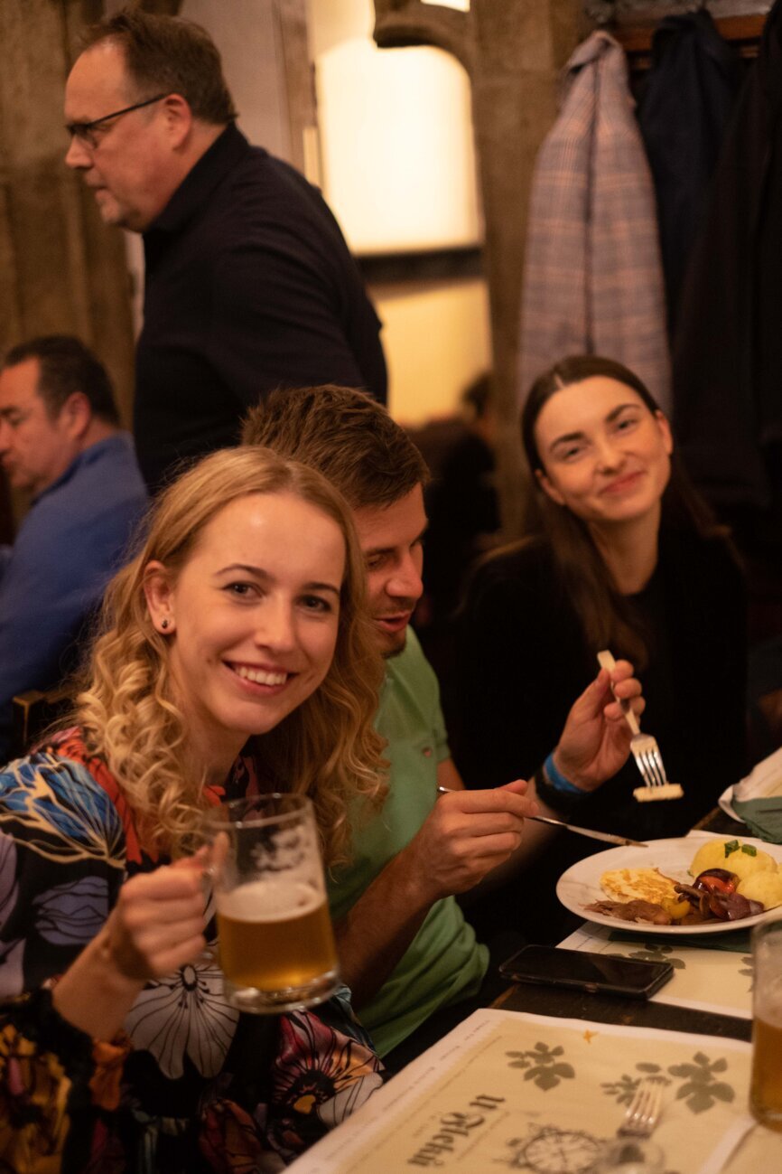 While at ROOTS SUMMIT, presenters, exhibitors and attendees were able to conduct some valuable networking and forge new friendships on Friday evening.