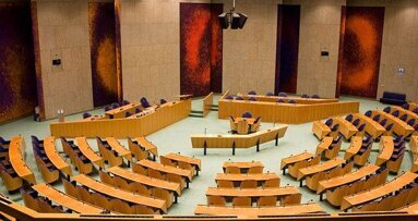 Zorgverzekeraars onder vuur in begrotingsdebat