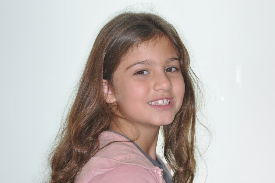 Figs. 25: Comparison of oblique views.