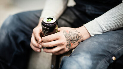 A verdade sobre bebidas energéticas e a saúde dentária dos adolescentes