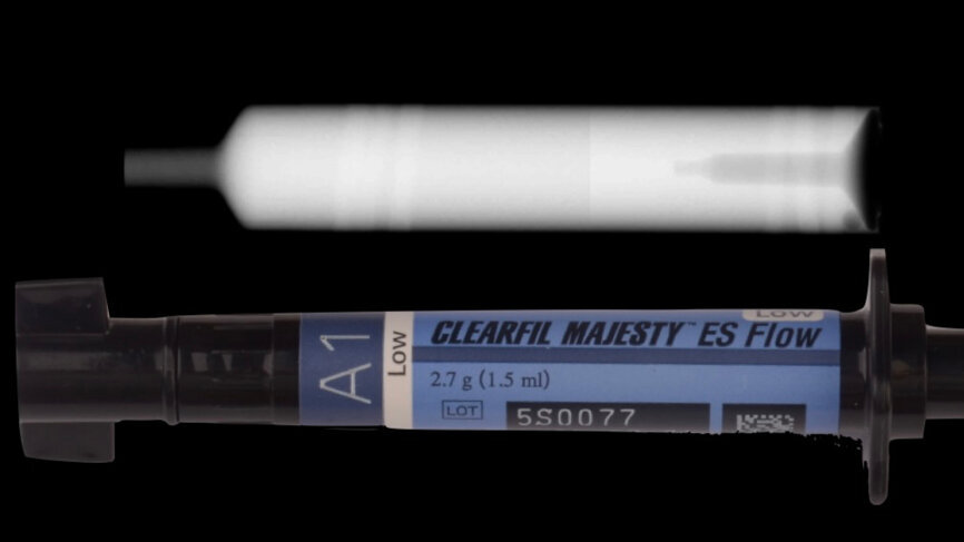 The CLEARFIL MAJESTY ES Flow composite syringe and plunger features a special design that limits the possibility of the dripping and backflow of the material during or after dispensing. (Image: Kuraray Noritake Dental) 