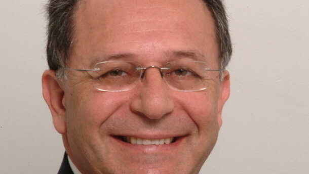 Dr Assad Mora: The man behind the microscope