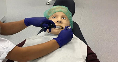 L’université dentaire de Strasbourg accueille la première unité de simulation clinique de France.