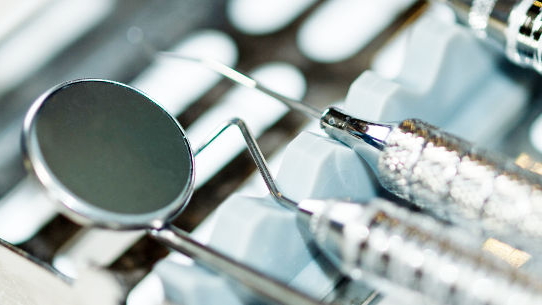 香港最大牙科诊所现失误大批患者需进行验血检查