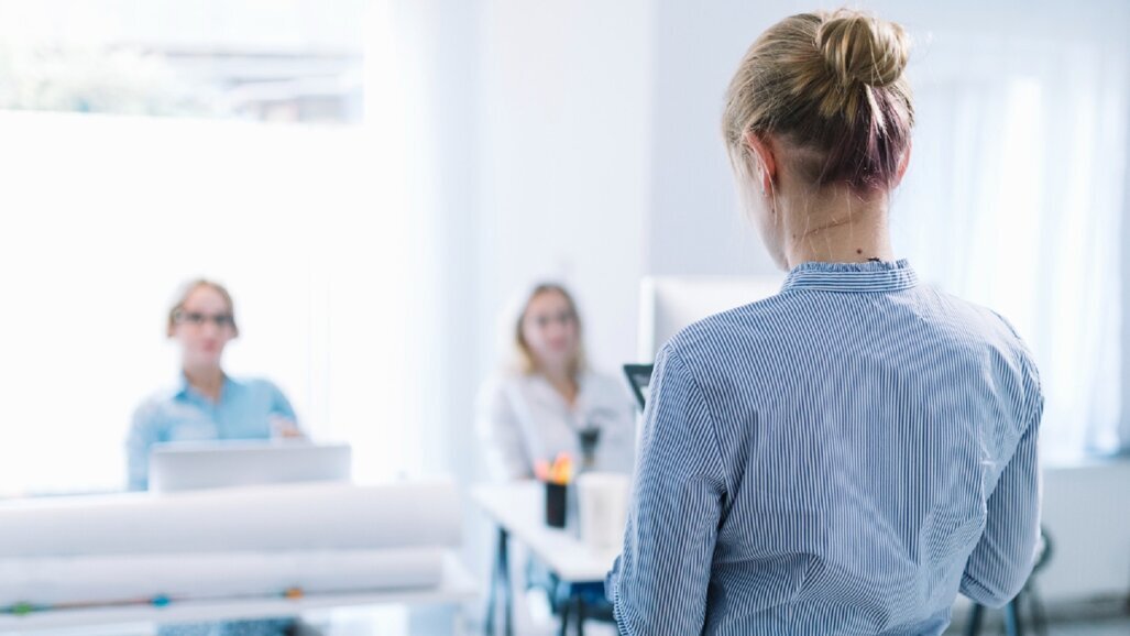 Zwiększ swoje kompetencje – bezpłatne szkolenia dla lekarzy i lekarzy dentystów!