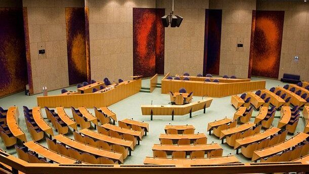 Zorgverzekeraars onder vuur in begrotingsdebat