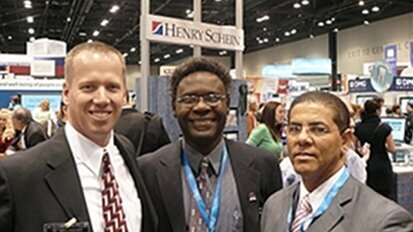 Solidariedade da NYU e Schein