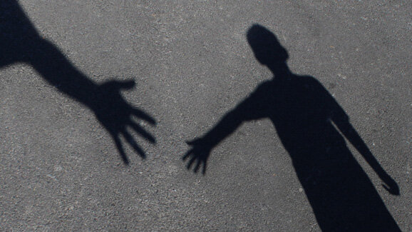 Mit Zahngoldspenden gegen Kinderprostitution