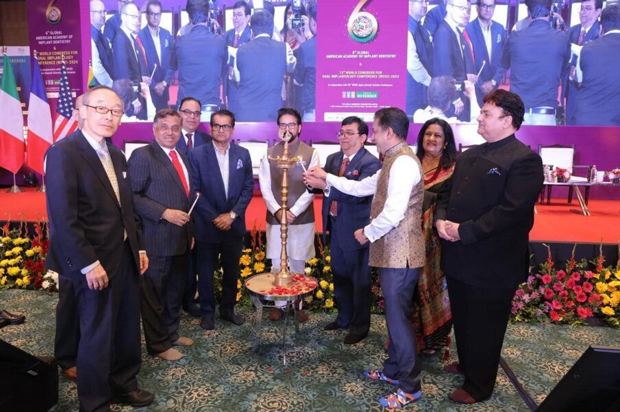 Lamp lighting by dignitaries