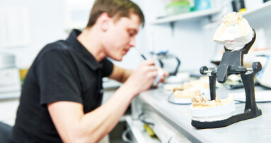 Zahntechniker-Handwerk sieht Licht und Schatten im Koalitionsvertrag