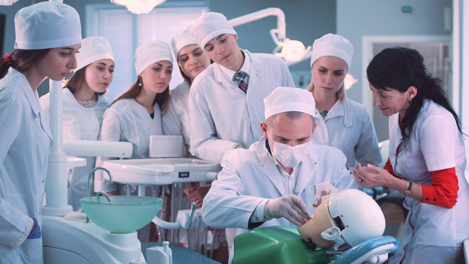 Las especialidades en Odontología son prácticamente una realidad