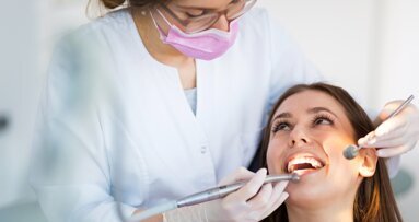 Une protéine présente dans la bouche pourrait-elle prévenir la maladie d’Alzheimer ?