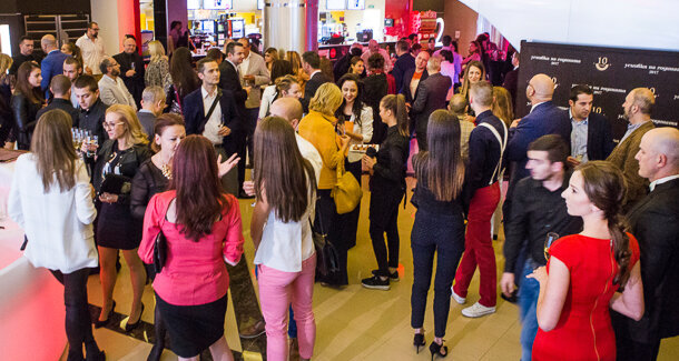 Guests before the official ceremony. 