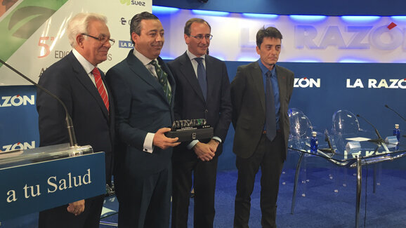 El diario La Razón premia al Consejo General por su defensa de la Profesión Odontológica