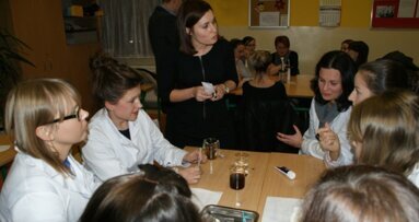 Ruszyła III edycja programu szkolnego dla higienistek