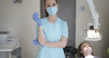 Diş Hekimleri İtibarda İlk 10’da