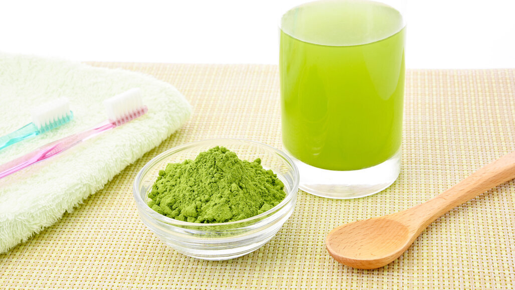 Matcha: Ein vielversprechendes Mittel gegen Parodontitis?