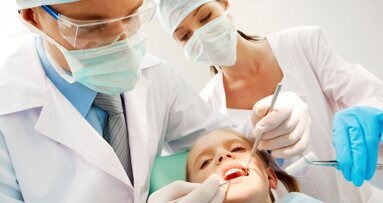 Medicii dentisti in Romania isi pot deschide cabinete mobile in zonele izolate