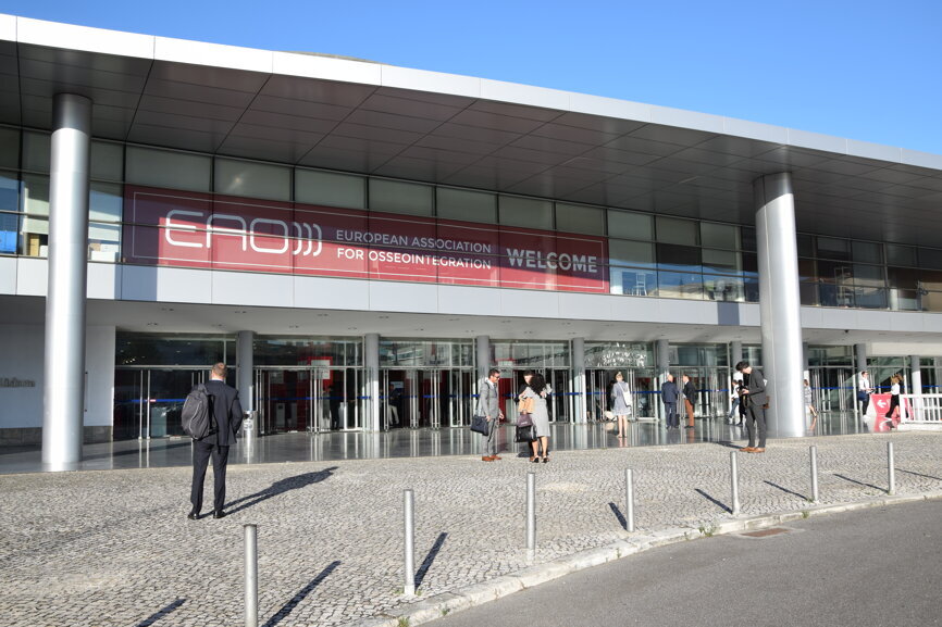 Attendees arrive at this year’s EAO congress, which is currently being held at the Lisbon Congress Centre. (Photograph: DTI)