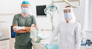 Auch Zahnärzte fordern Corona-Bonus