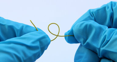 New biodegradable rods may deliver better antibiotic treatment for periodontitis patients