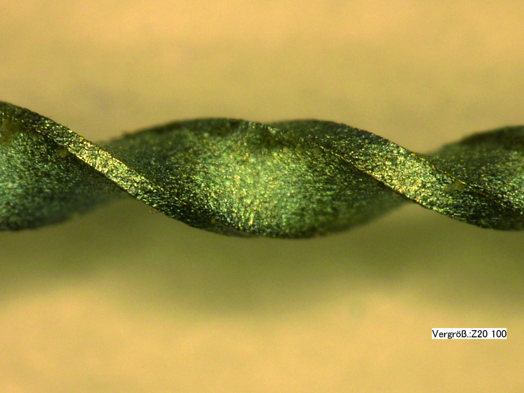 Fig. 6: Surface of the HyFlex EDM under the microscope.