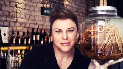 Palillos de dientes con whiskey Palillos de dientes con whiskey