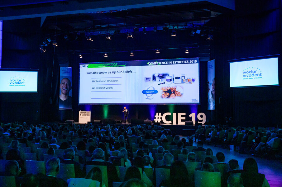 Slika. 3.: Simpozijum Competence in Esthetics, vrhunski događaj za doktore dentalne medicine i dentalne tehničare u regiji