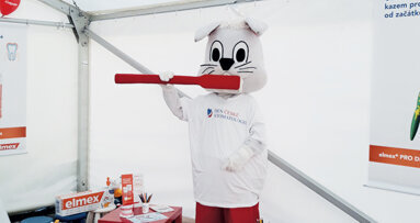 Den české stomatologie