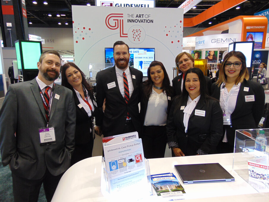 There are big smiles all around among the team at Glidewell Dental.  (Photo: Fred Michmershuizen/Dental Tribune America)