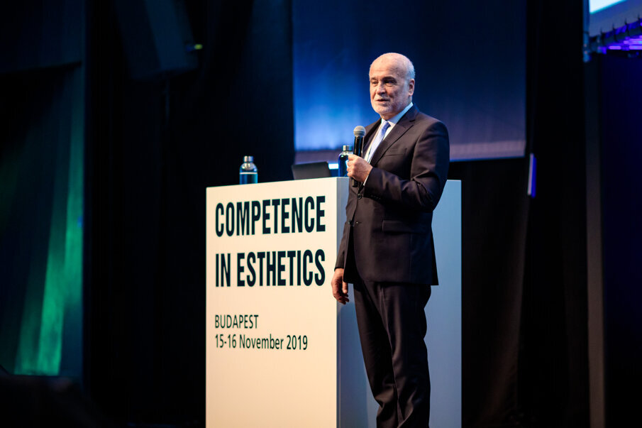 Slika. 2.: Dr. Pal Gerloczy, naučni moderatorj simpozijuma