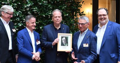 Interview: “The true human factor cannot be replaced”