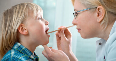 Experts call for changes in oral health care for Canadian children
