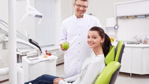 Casele de Asigurari au suspendat contractarea serviciilor de stomatologie