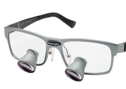 Lightweight, high-def 2.5x loupe