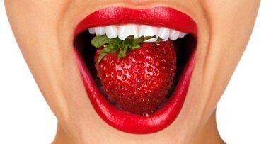Fructele şi legumele pot distruge dantura copiilor