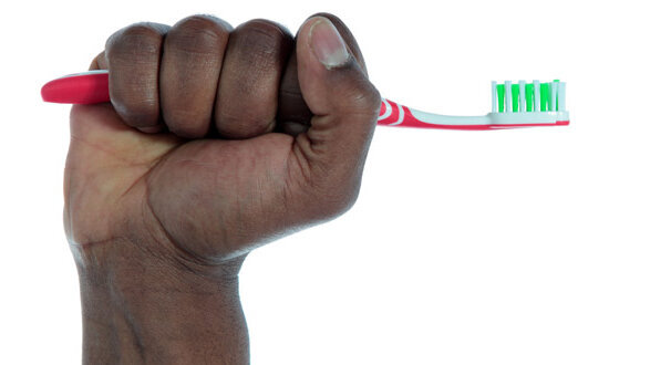 Nederlander poetst te weinig