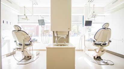 UIC Barcelona lidera la digitalización en estudios de odontología