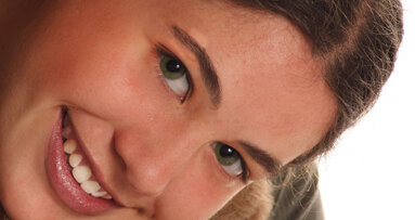 Computers help dental implants look natural