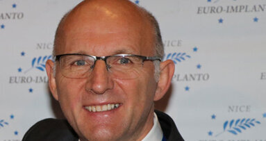 Interview: « Que pouvons-nous attendre de l’implantologie ? »