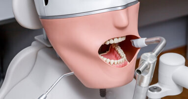 Qatar University celebrates first dental graduates