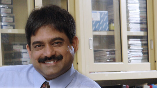 NYU College of Dentistry shares award for oral bacteria identification study