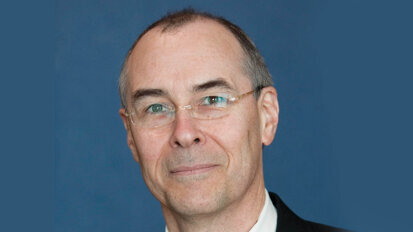 Dr. Steven Eckert receives AO's highest honor