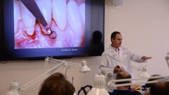 La nuova dimensione della microchirurgia parodontale: robotica, AI e navigazione assistita