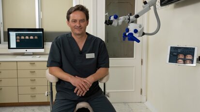 “With the new ZEISS Surgical Cloud and ZEISS Livestream apps, it is extremely easy to access and manage all my data”