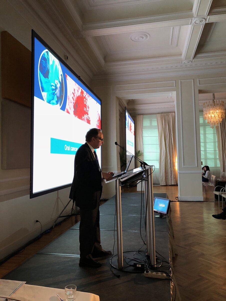 Il Prof. José Vicente Bagan.