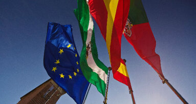 Il debito dell'Eurozona balza al 90% del Pil, quello italiano supera il 126%. Peggio solo la Grecia